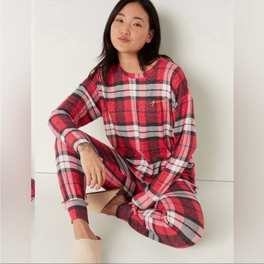 PINK Victorias Secret Cozy Long Sleeve Sleep Shirt Red Plaid. Size Women’s